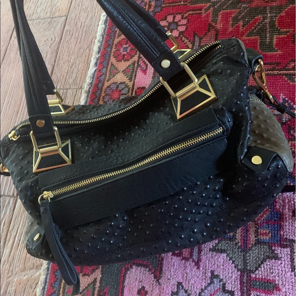 🔥Textured Leather Black and Grey Gold Satchel🔥